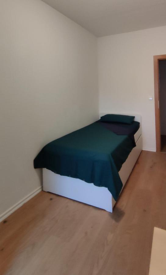Komfortables Und Sauberes Zimmer 라이프치히 외부 사진