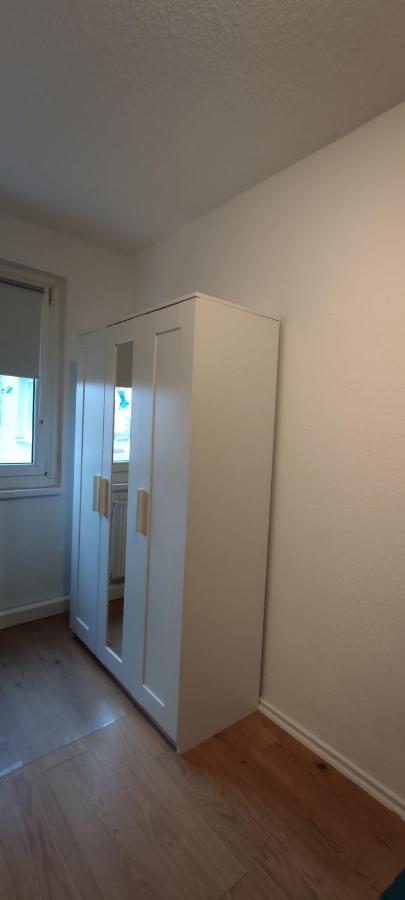 Komfortables Und Sauberes Zimmer 라이프치히 외부 사진
